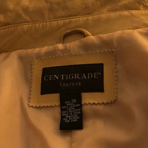 Soft Tan Plus Size LeatherTrench Coat (Size 2X) - Picture 5 of 10